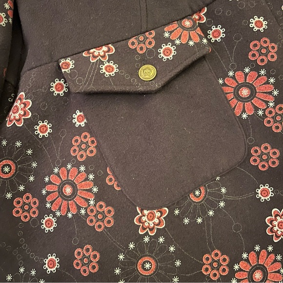 JOE BROWNS plus size purple floral flared funnel neck ruched cinch waist coat - Picture 5 of 11